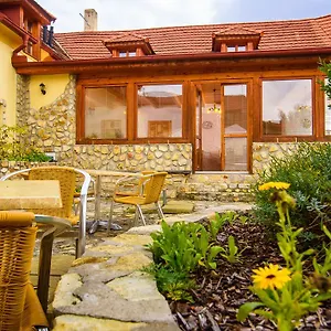 https://hotel-bella-prague.praguehotelsweb.com